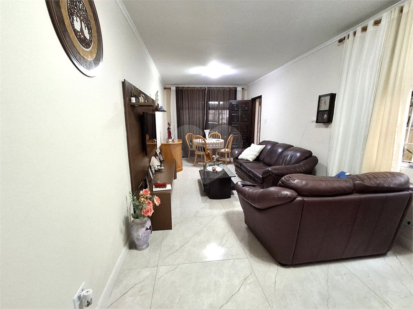 Sobrado à venda com 3 quartos, sendo 1 suíte, em Vila Independência, São Paulo, SP