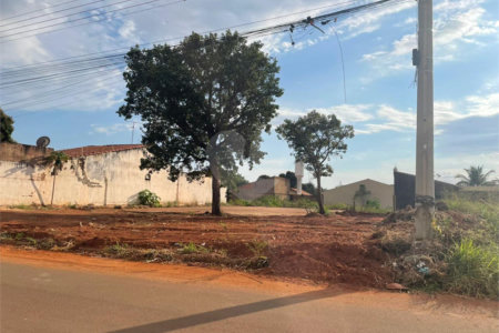 Terreno à venda em Interlagos, Três Lagoas, MS