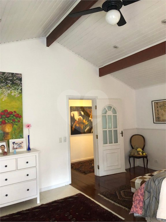 Casa Térrea à venda com 4 quartos, sendo 1 suíte, em Roseira, Mairiporã, SP