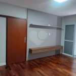 Casa à venda com 4 quartos, sendo 3 suítes,  no condomínio Residencial Montreal, São Carlos - SP