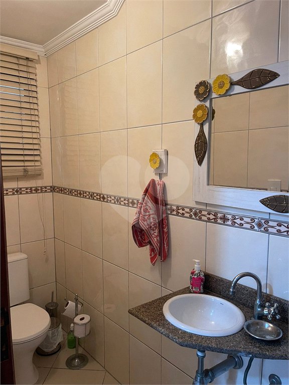 Casa à venda com 3 quartos, sendo 1 suíte, em Vila Leonor, São Paulo, SP