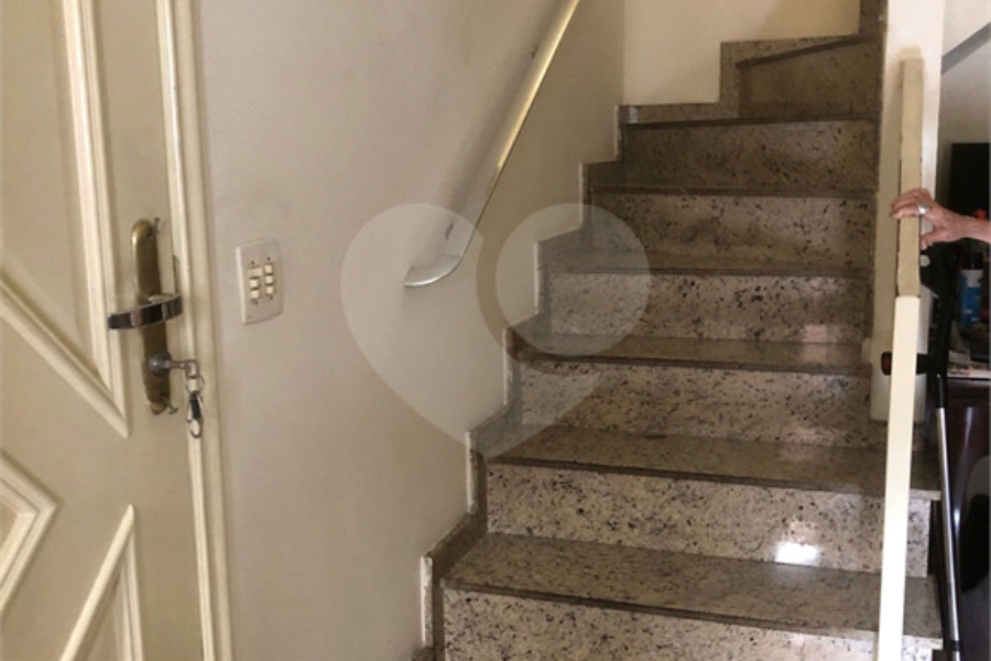 Sobrado à venda com 4 quartos, sendo 1 suíte, em Santana, São Paulo, SP