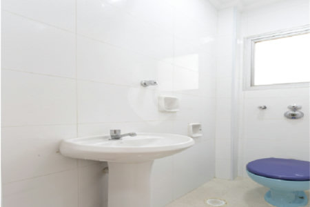 Apartamento à venda com 3 quartos, sendo 1 suíte, em Itaim Bibi, São Paulo, SP