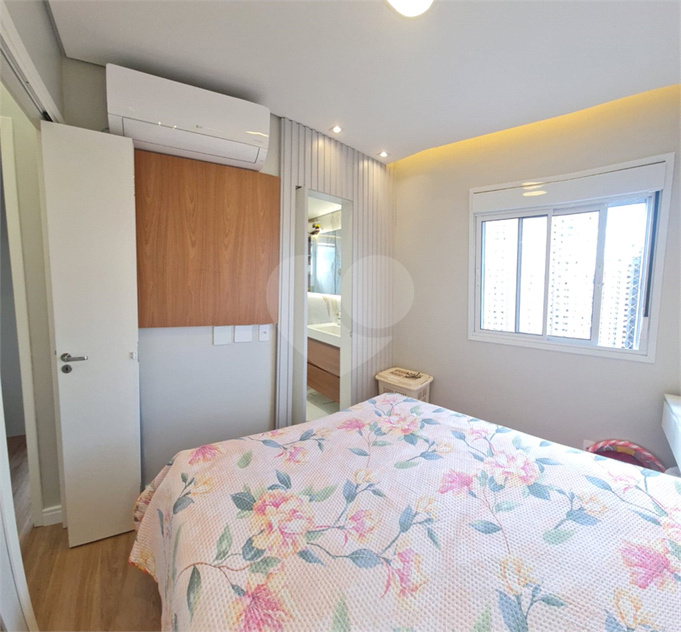 Apartamento à venda com 3 quartos, sendo 1 suíte, em Parada Inglesa, São Paulo, SP