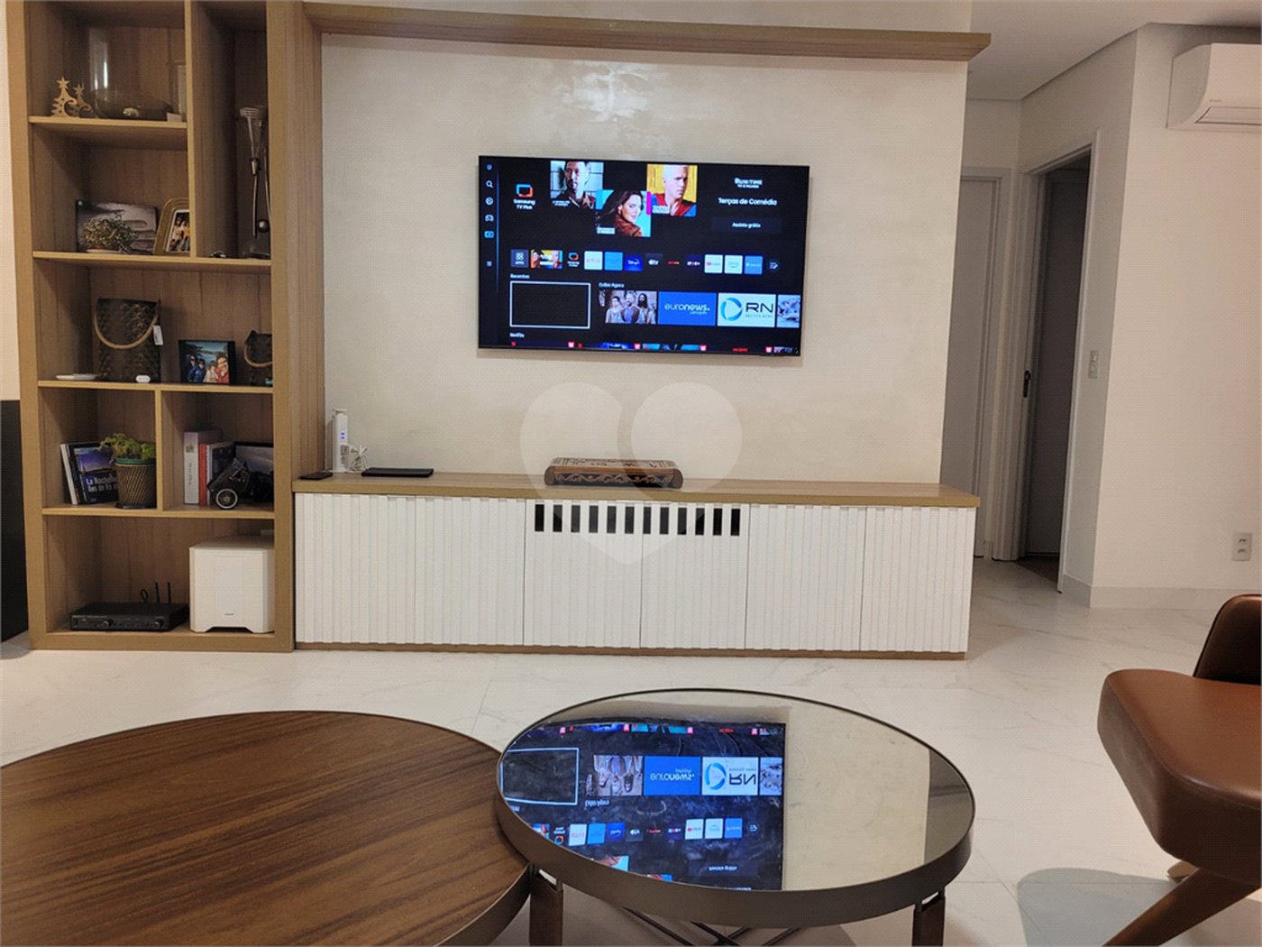 Apartamento à venda com 3 suítes em Indianópolis, São Paulo, SP