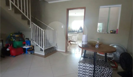 Sobrado à venda com 3 quartos, sendo 2 suítes,  em Rudge Ramos, São Bernardo do Campo, SP