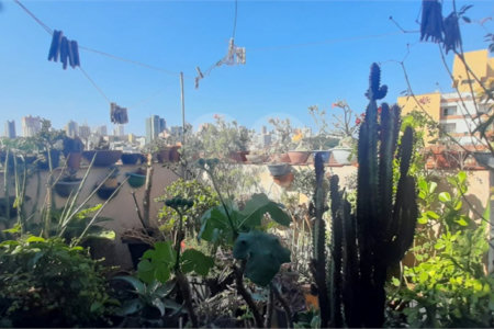 Sobrado no Jardim São Carlos.