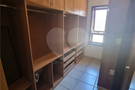 Casa à venda ou para alugar com 3 quartos, sendo 1 suíte, no condomínio Terras de Vinhedo, Vinhedo - SP