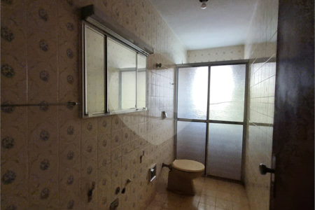 Casa à venda com 3 quartos, sendo 1 suíte,  em Jardim Leonor Mendes de Barros, São Paulo, SP