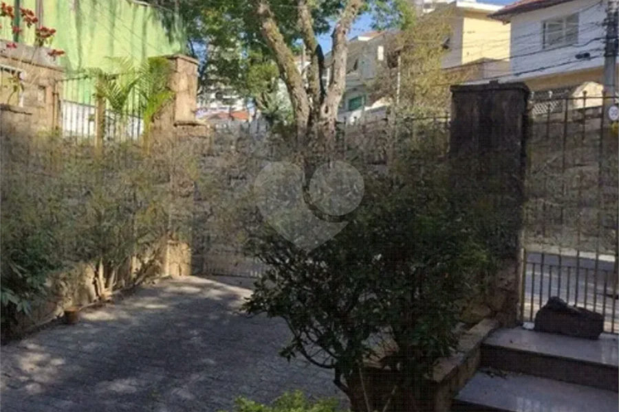 Casa à venda com 4 suítes em Santana, São Paulo, SP