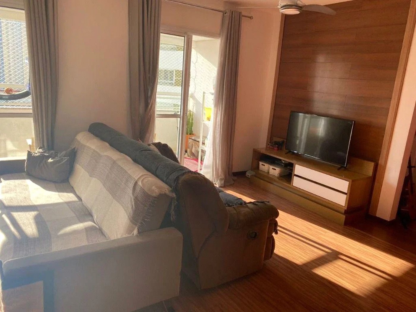 Apartamento à venda com 3 suítes em Vila Suzana, São Paulo, SP