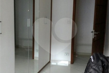 Casa à venda com 4 quartos, sendo 1 suíte, em Sacomã, São Paulo, SP