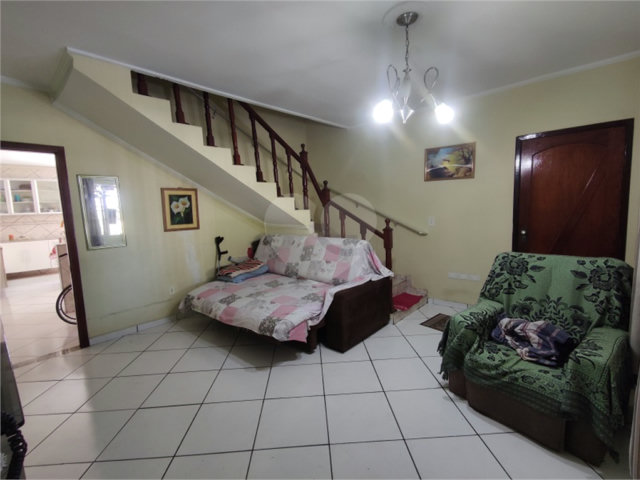 Sobrado à venda com 3 quartos em Tremembé, São Paulo, SP