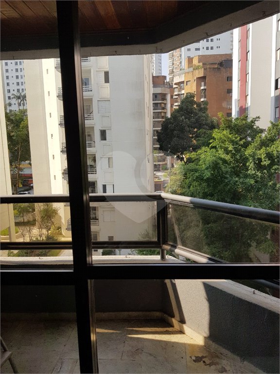 Apartamento à venda com 2 quartos em Real Parque, São Paulo, SP