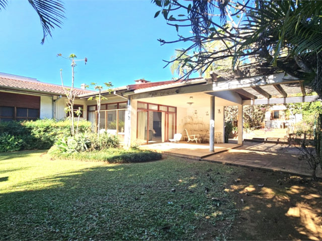 Casa à venda com 4 suítes no condomínio Chácara Cordeiro, São Paulo - SP
