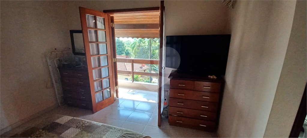 Casa à venda com 3 quartos, sendo 1 suíte, no condomínio Clube de Campo Fazenda Tabarã, Mairiporã - SP