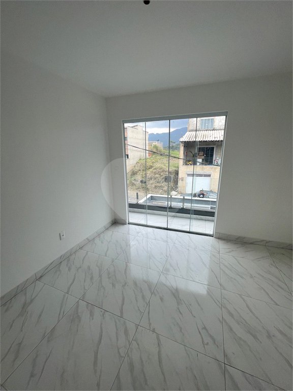 Duplex à venda com 2 suítes em Santíssimo, Rio de Janeiro, RJ