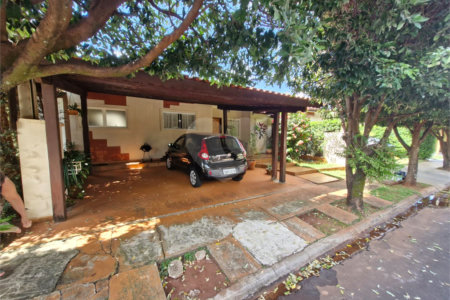 Casa à venda ou para alugar com 3 quartos, sendo 1 suíte, no condomínio Rsidencial Jatoba, Ribeirão Preto - SP