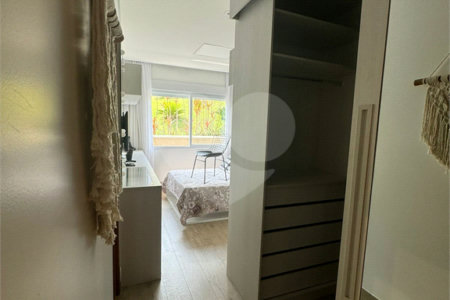 Casa à venda com 4 suítes no condomínio Itaporã, Atibaia - SP