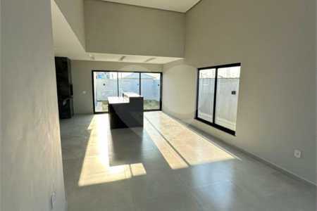 Casa à venda com 3 quartos, sendo 1 suíte, em Nova São Pedro, São Pedro da Aldeia, RJ
