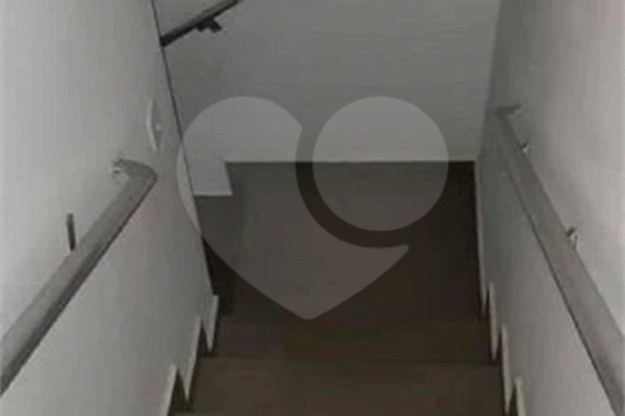 Sobrado à venda com 5 quartos, sendo 2 suítes, em Horto, São Paulo, SP