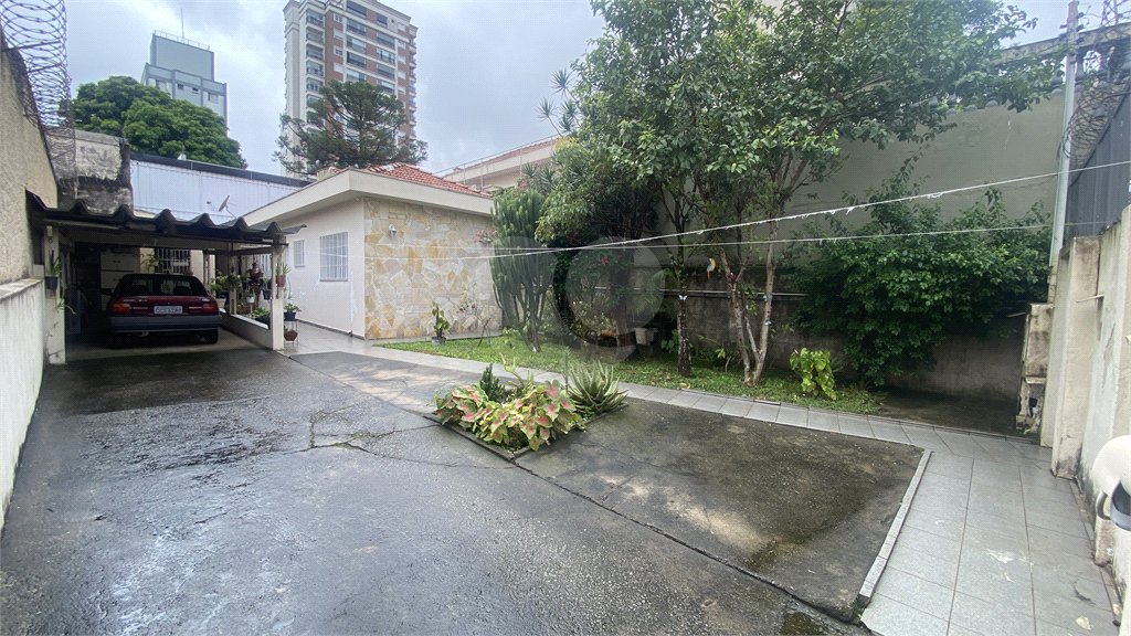 Casa Térrea à venda com 3 quartos, sendo 2 suítes, em Campo Belo, São Paulo, SP