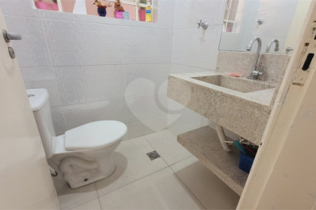 Casa à venda com 4 quartos, sendo 1 suíte, em Vila Matilde, São Paulo, SP