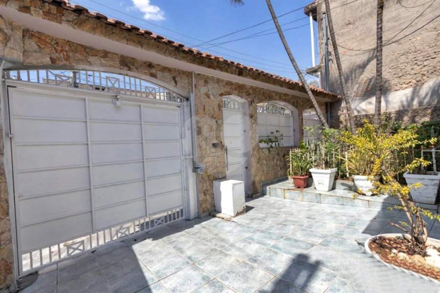 Sobrado à venda com 3 quartos, sendo 1 suíte, em Vila Nova Cachoeirinha, São Paulo, SP