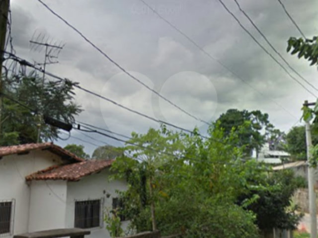 Casa Térrea à venda com 4 quartos em Horto, São Paulo, SP