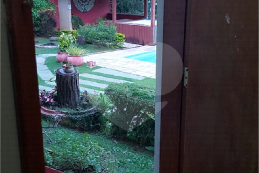 Casa à venda com 7 quartos, sendo 6 suítes, em Caceia, Mairiporã, SP