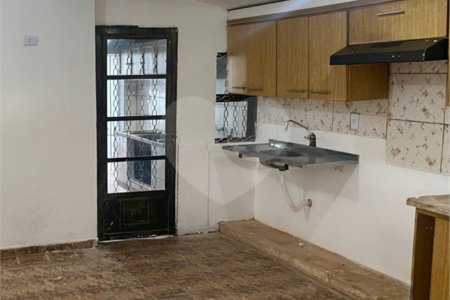 Casa à venda com 3 quartos, sendo 2 suítes, em Parque dos Ipês II, Ponta Porã, MS