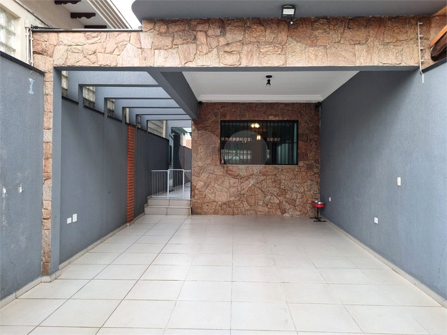 Sobrado à venda com 4 quartos, sendo 2 suítes, em Vila Barreto, São Paulo, SP