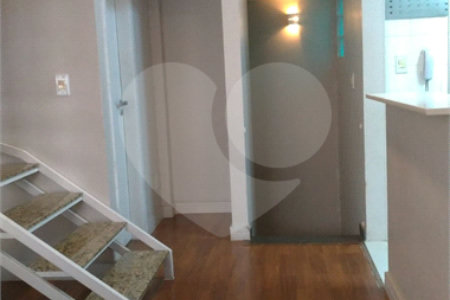 Casa à venda com 3 quartos, sendo 1 suíte, no condomínio Jardim Previdencia, São Paulo - SP
