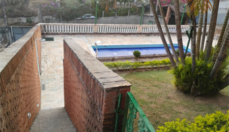 Casa à venda com 4 quartos em Barreiro, Mairiporã, SP
