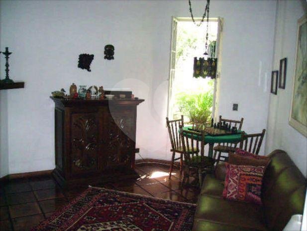 Casa à venda com 4 suítes em Jardim Guedala, São Paulo, SP
