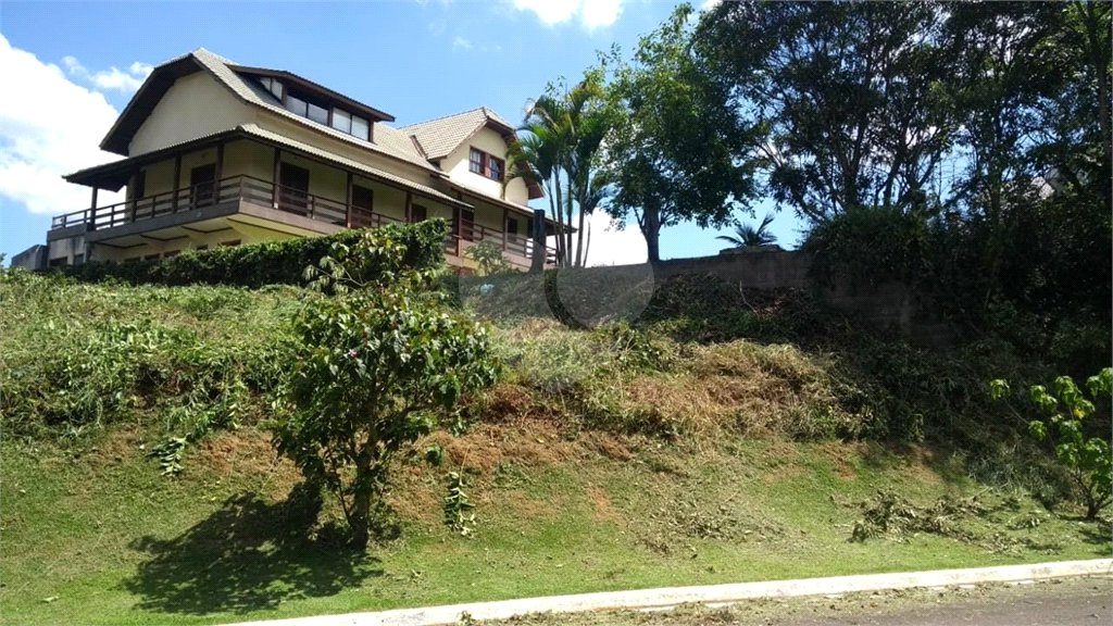 Terreno à venda no condomínio Suíça da Cantareira, Mairiporã - SP