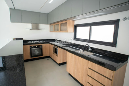 Casa para alugar com 3 suítes no condomínio Juca 700, Atibaia - SP