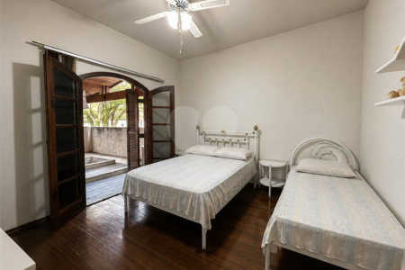 Casa de Vila à venda com 4 quartos, sendo 1 suíte, em Cupecê, São Paulo, SP