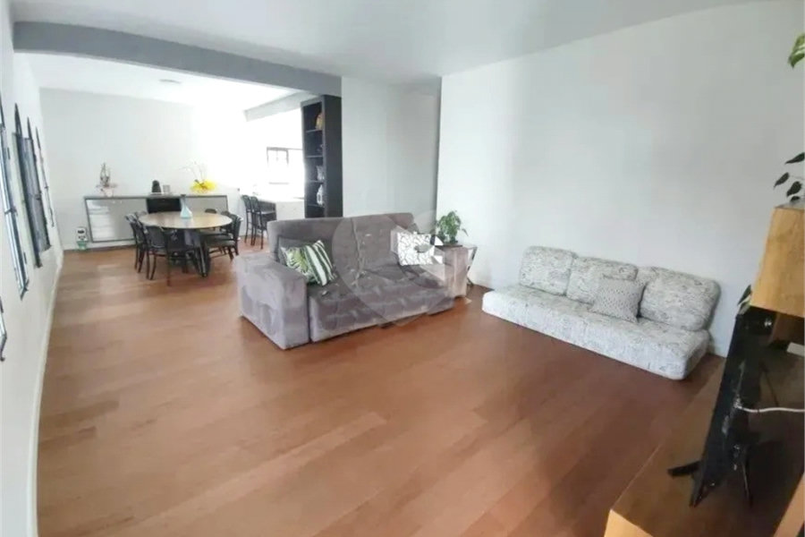 Casa à venda com 3 quartos, sendo 1 suíte,  em Parada Inglesa, São Paulo, SP