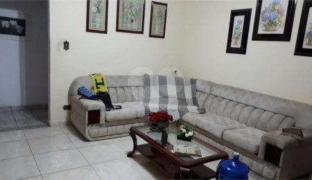 Casa à venda com 3 quartos, sendo 1 suíte,  em Tremembé, São Paulo, SP