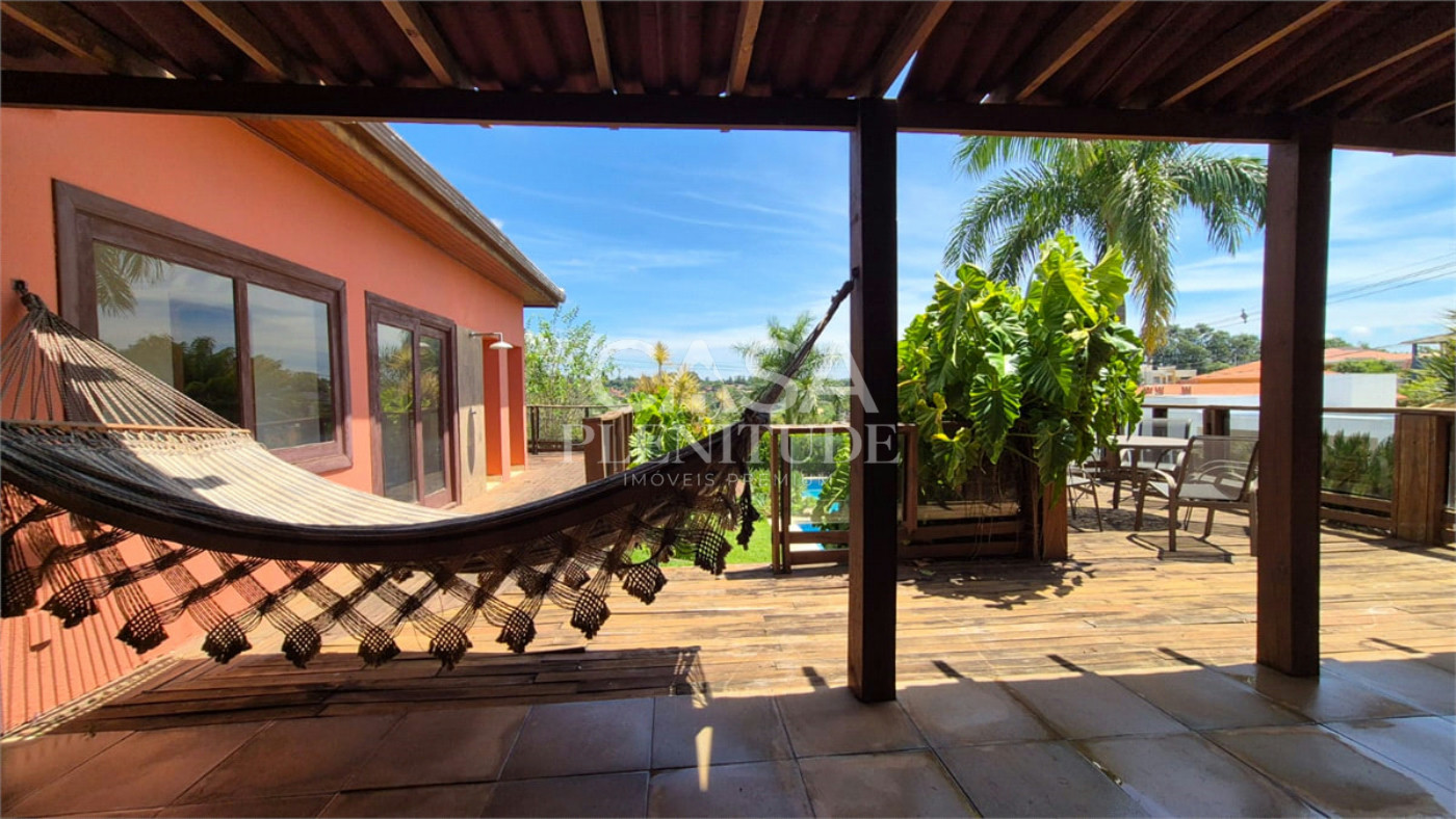 Casa em condomínio à venda ou para alugar com 3 suítes em Village Ipanema Ii, Araçoiaba da Serra, SP