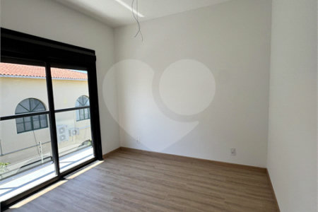 Casa à venda ou para alugar com 3 suítes no condomínio Mont Blanc Village, Vinhedo - SP