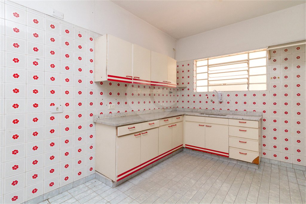 Sobrado à venda com 3 quartos, sendo 1 suíte, em Vila Olímpia, São Paulo, SP