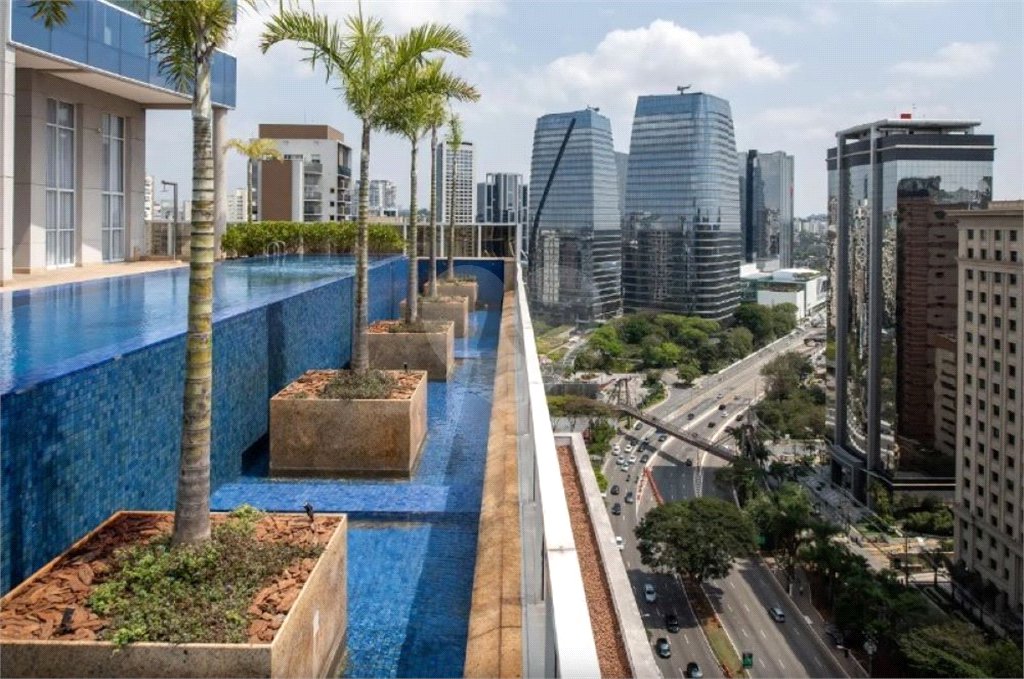 Apartamento para alugar com 1 suíte em Vila Nova Conceição, São Paulo, SP