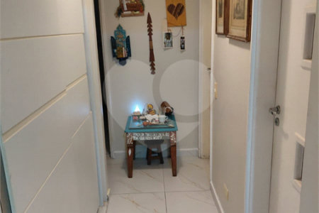 Apartamento para alugar com 3 quartos, sendo 1 suíte, em Cerqueira César, São Paulo, SP