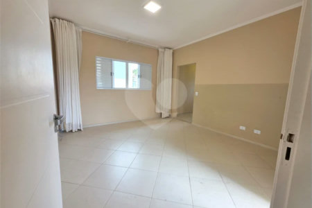 Casa à venda ou para alugar com 3 quartos, sendo 1 suíte, no condomínio Terras de São Francisco, Vinhedo - SP