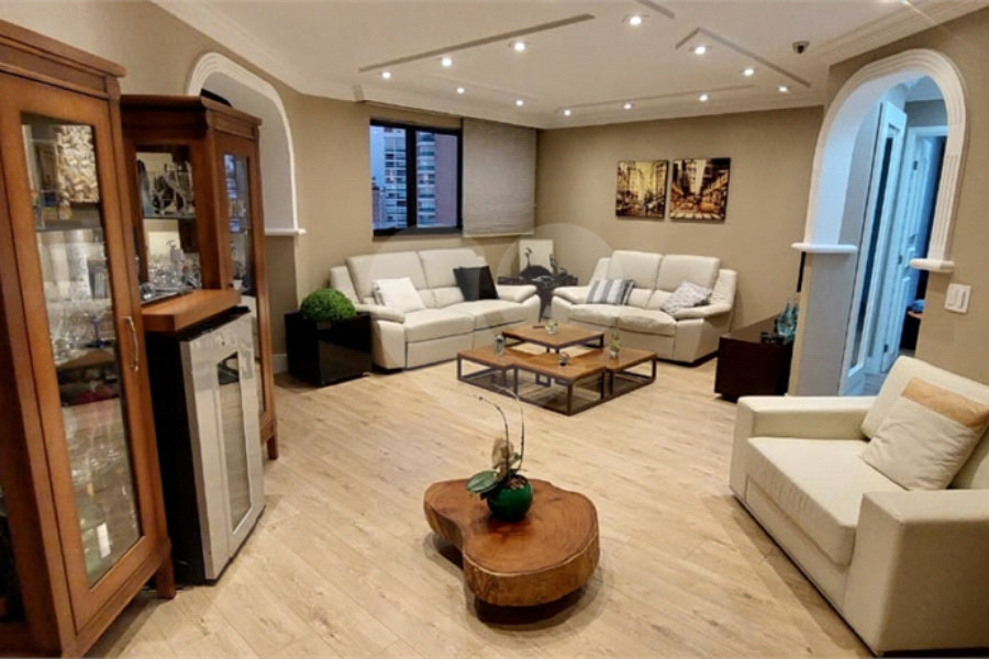 Apartamento à venda com 4 suítes em Santana, São Paulo, SP