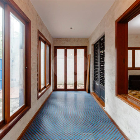 Casa à venda com 3 quartos, sendo 2 suítes, em Jardim América, São Paulo, SP