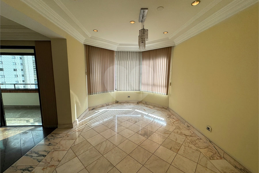 Apartamento à venda com 4 quartos, sendo 3 suítes, em Santana, São Paulo, SP