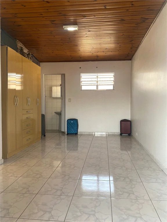 Casa à venda com 3 quartos em Lapa, São Paulo, SP